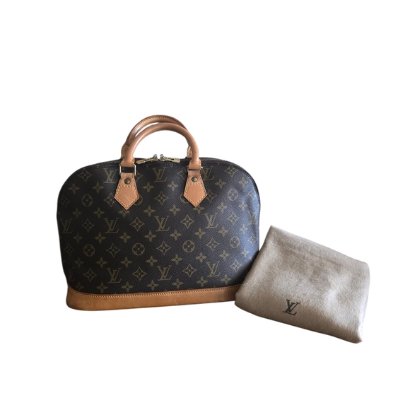 Louis Vuitton Handbags - Louis Vuitton Monogram Canvas Handbag